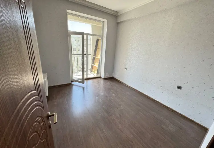 4 otaqlı mənzil Satılır, Yasamal qəs., Abşeron
