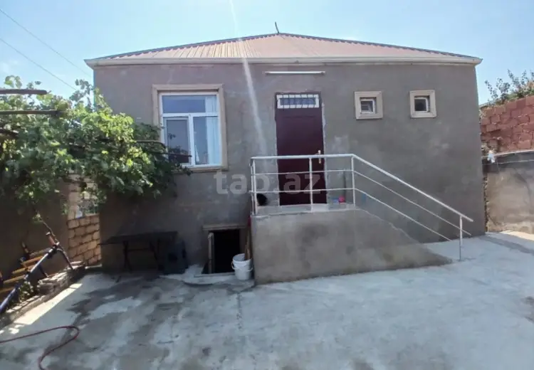 4 otaqlı mənzil , Bakı