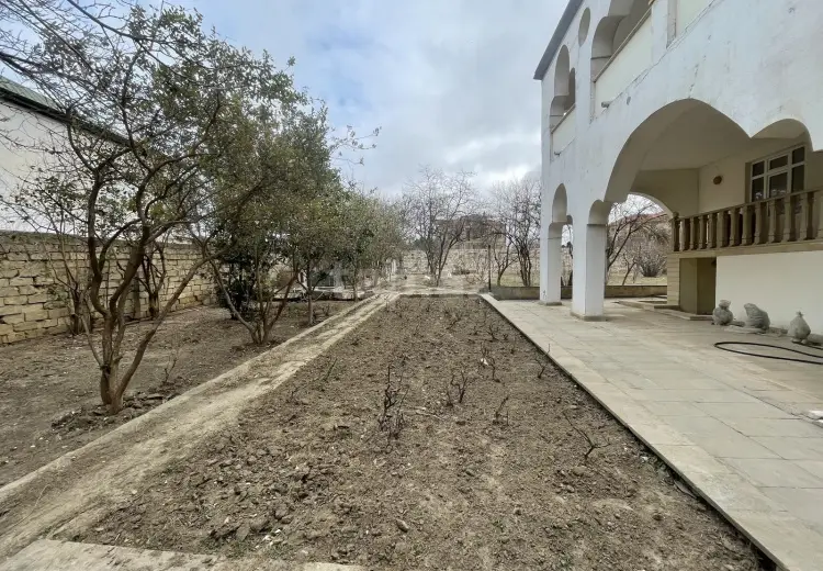 5 otaqlı mənzil , Bakı