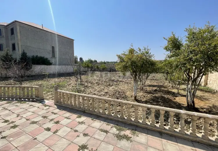 4 otaqlı mənzil , Bakı