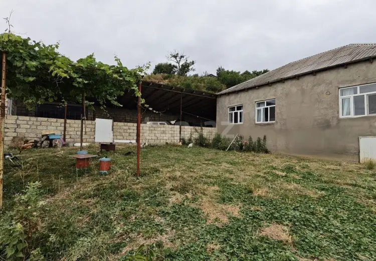4 otaqlı mənzil , Quba
