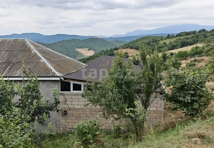 4 otaqlı mənzil , Quba