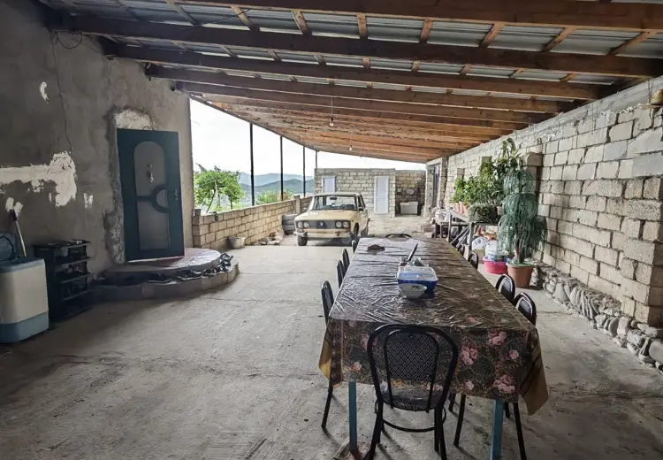 4 otaqlı mənzil , Quba