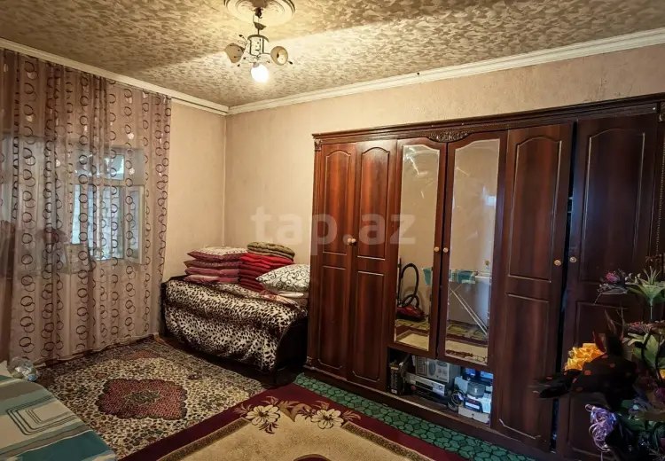 4 otaqlı mənzil , Quba