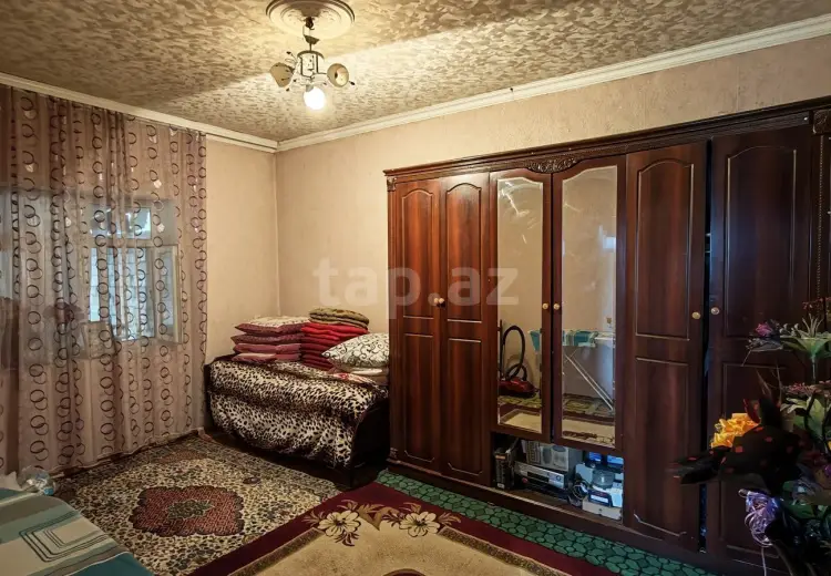 4 otaqlı mənzil , Quba