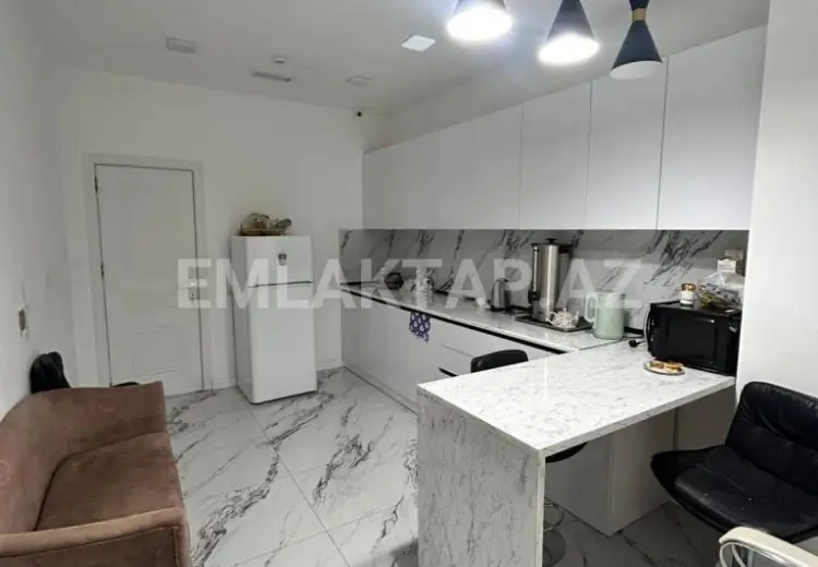 360 m² Obyekt / Ofis Satılır, Yasamal qəs., Yasamal, Bakı