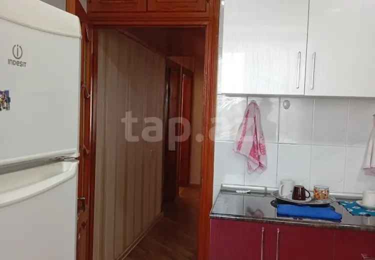 3 otaqlı mənzil , Bakı