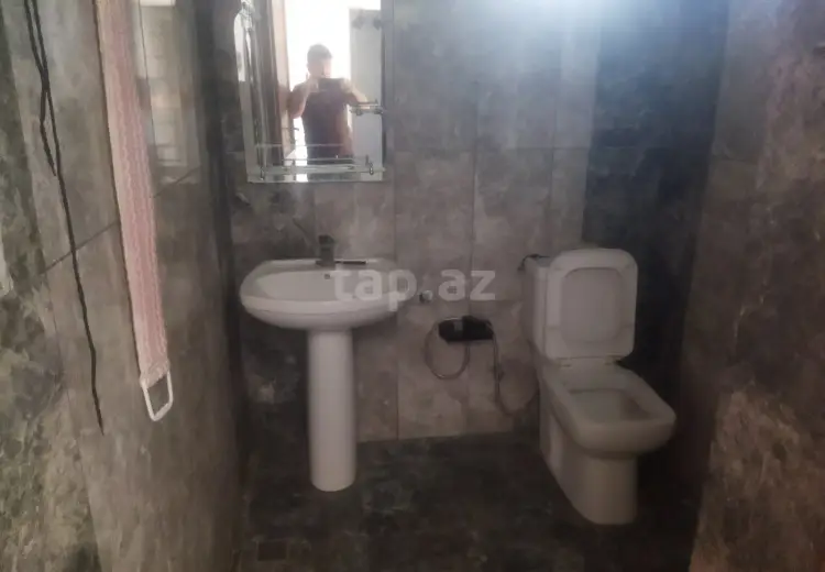 3 otaqlı mənzil , Şəki