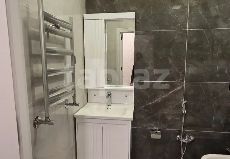 3 otaqlı mənzil , Xırdalan