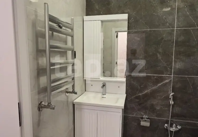 3 otaqlı mənzil , Xırdalan