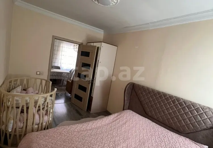7 otaqlı mənzil , Xırdalan