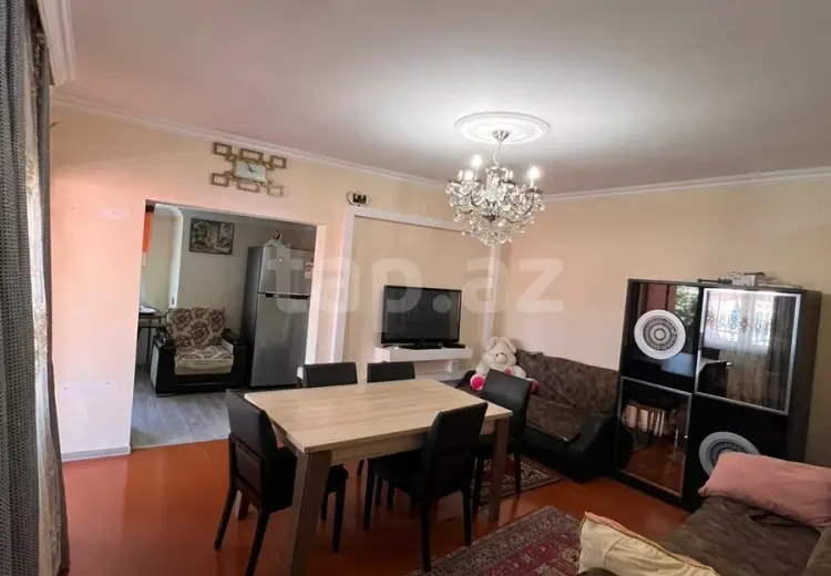 7 otaqlı mənzil , Xırdalan