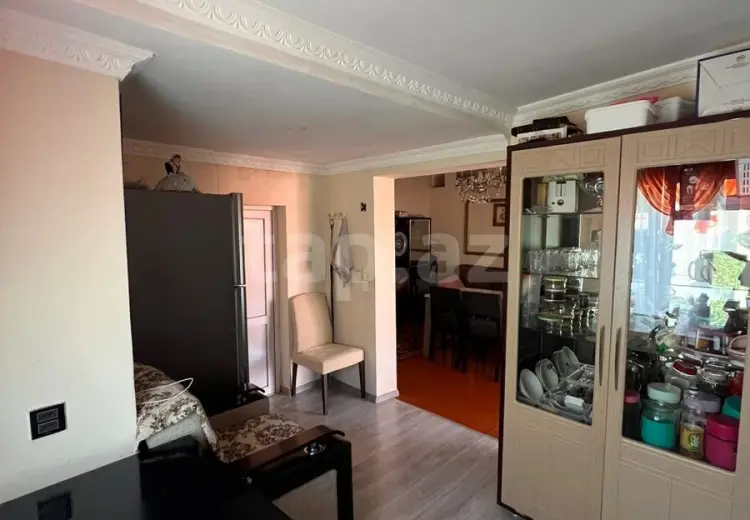 7 otaqlı mənzil , Xırdalan