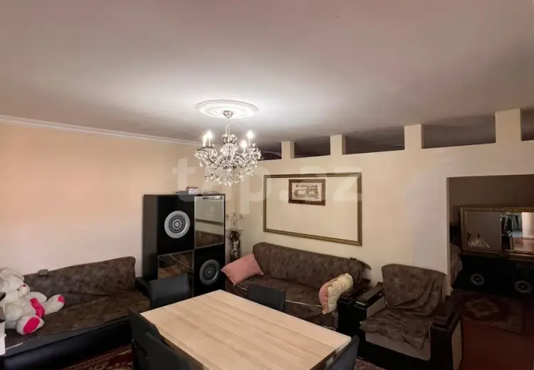 7 otaqlı mənzil , Xırdalan