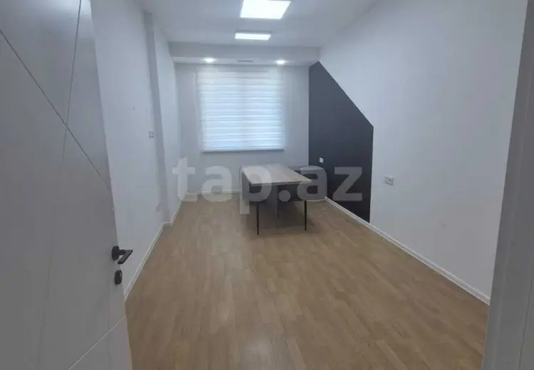 4 otaqlı mənzil , Bakı