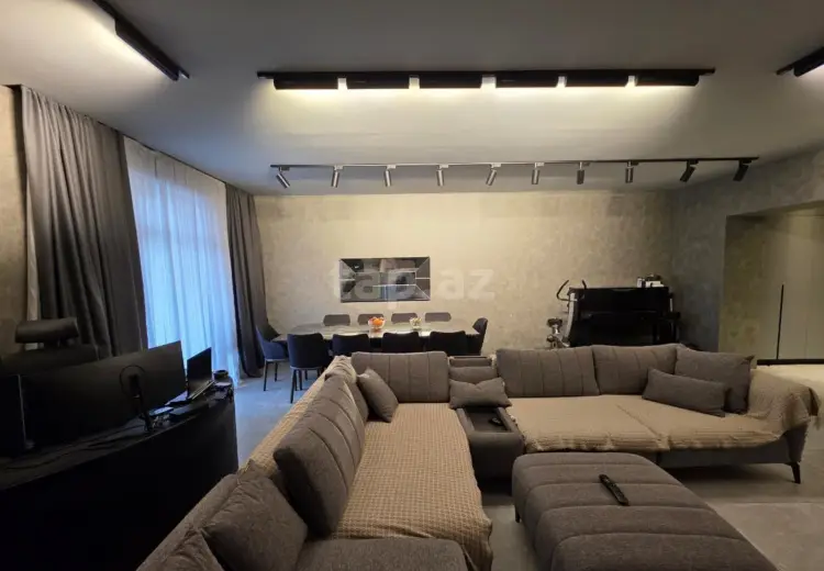 3 otaqlı mənzil , Bakı