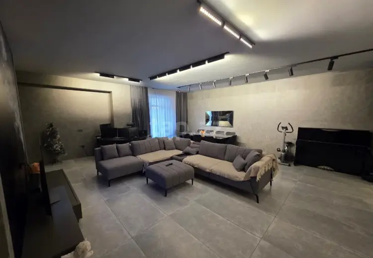 3 otaqlı mənzil , Bakı