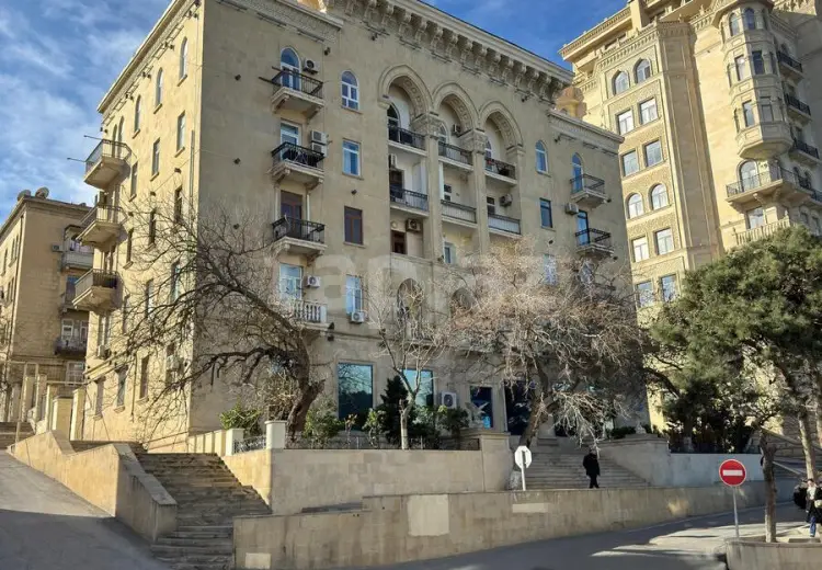 2 otaqlı mənzil , Bayıl qəs., Səbail, Bakı