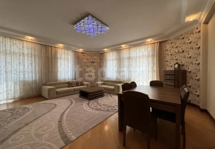 5 otaqlı mənzil , Nəsimi, Bakı