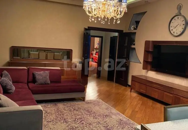 3 otaqlı mənzil , Bakı