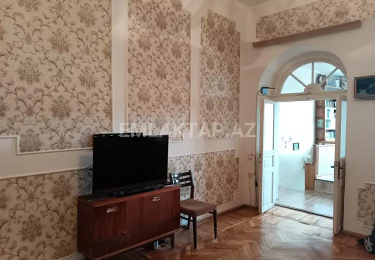 4 otaqlı mənzil Satılır, Bayıl qəs., Səbail, Bakı