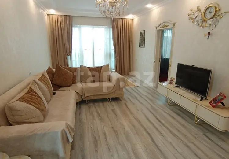 4 otaqlı mənzil , Gəncə