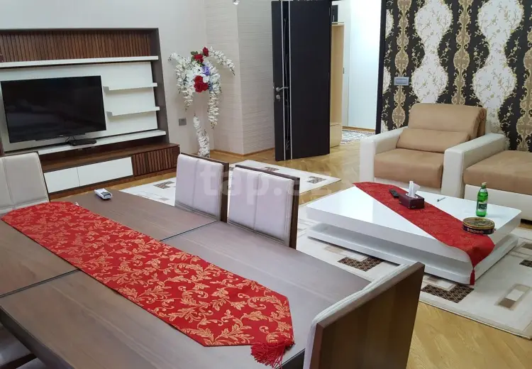 2 otaqlı mənzil Kirayə (aylıq), Bakı