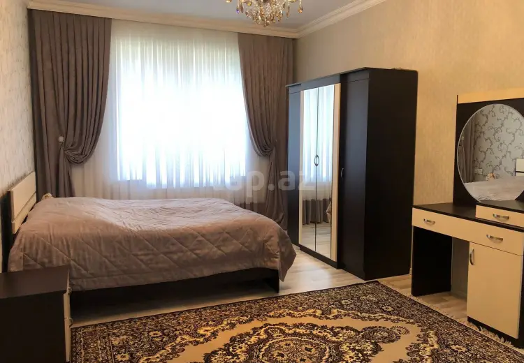 6 otaqlı mənzil , Qusar