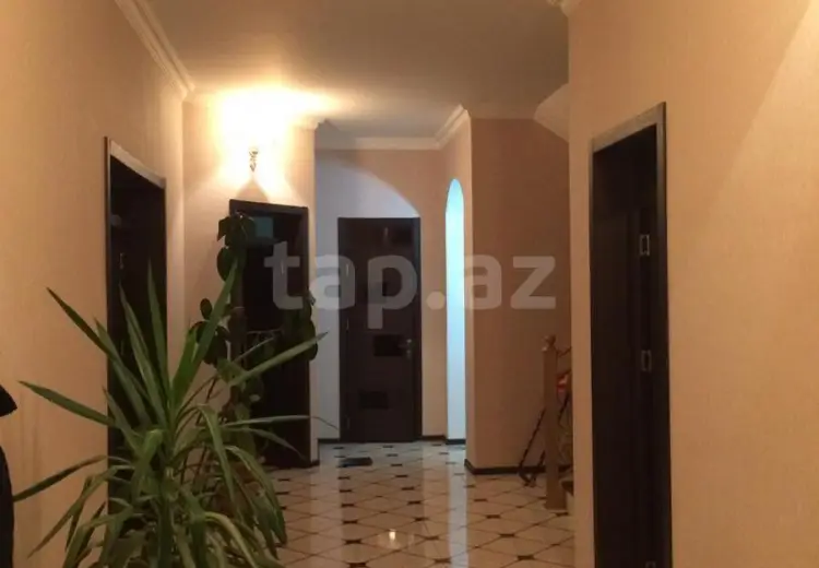 6 otaqlı mənzil , Qusar