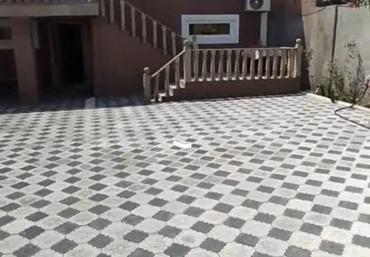 4 otaqlı mənzil , Bakı