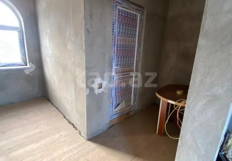 4 otaqlı mənzil , Bakı