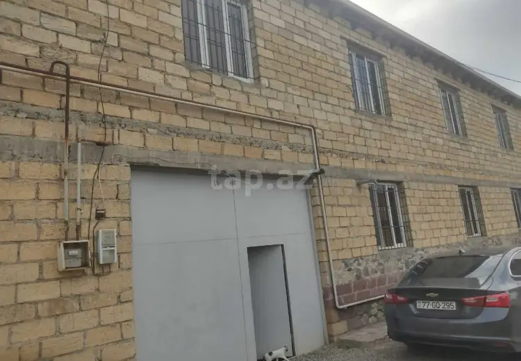 10 otaqlı mənzil , Gəncə