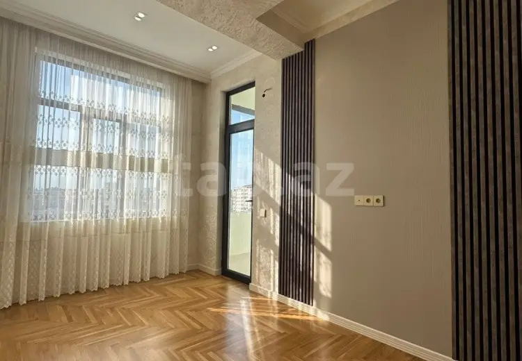 3 otaqlı mənzil , Xırdalan