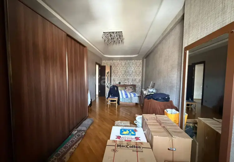 3 otaqlı mənzil , Bakı