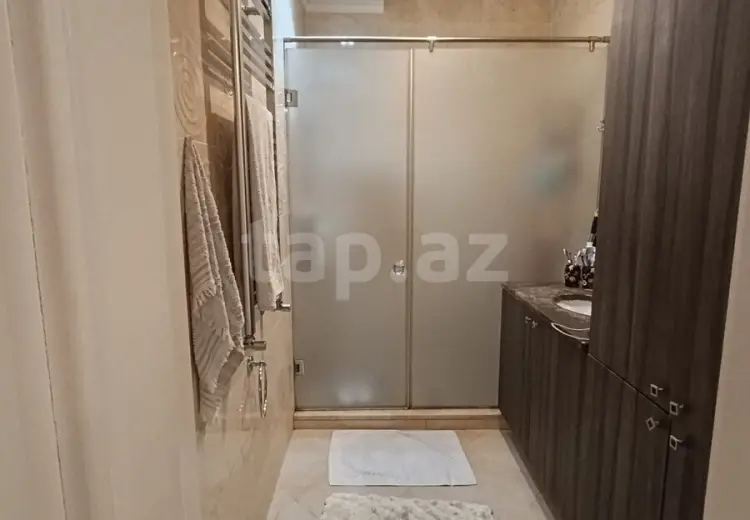 3 otaqlı mənzil , Bakı