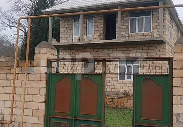6 otaqlı mənzil , Bakı