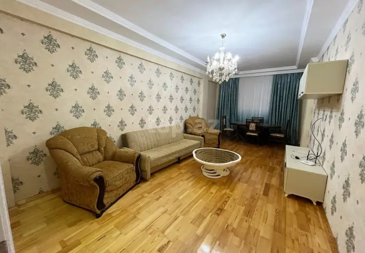 3 otaqlı mənzil , Bakı