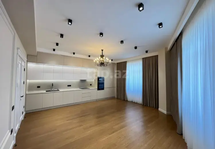 4 otaqlı mənzil , Bakı