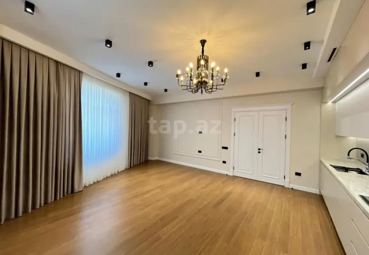4 otaqlı mənzil , Bakı