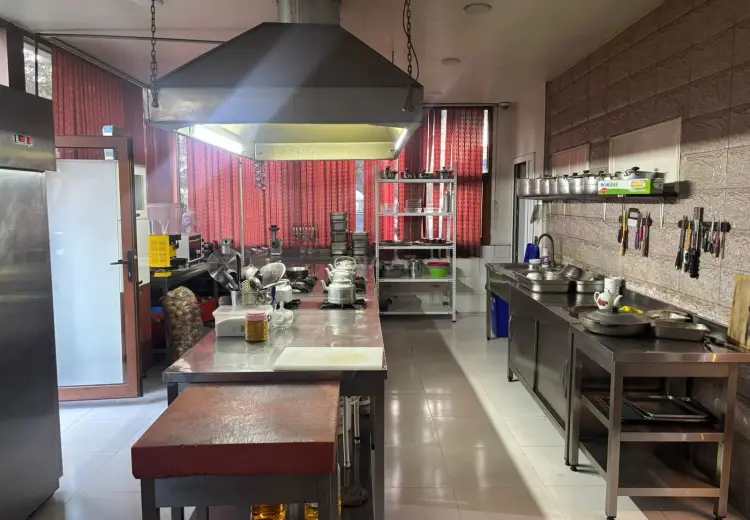 135 m² Obyekt / Ofis Satılır, Nərimanov, Bakı