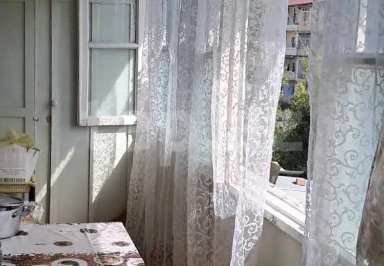 2 otaqlı mənzil , Şəki
