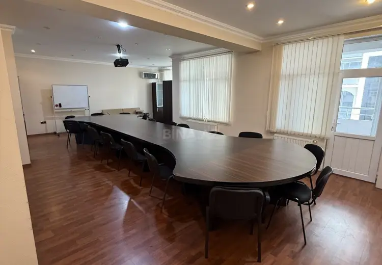 130 m² Obyekt / Ofis Satılır, Xətai, Bakı