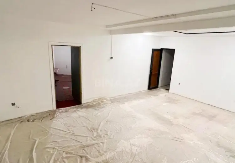 75 m² Obyekt / Ofis Satılır, Səbail, Bakı