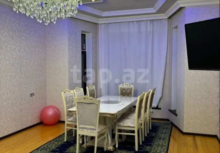 4 otaqlı mənzil , Gəncə