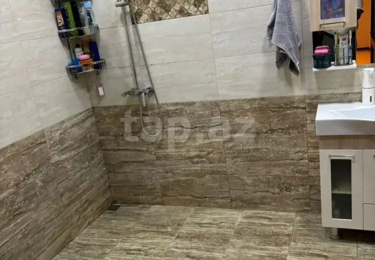 4 otaqlı mənzil , Gəncə