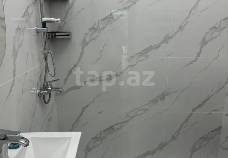 4 otaqlı mənzil , Bakı