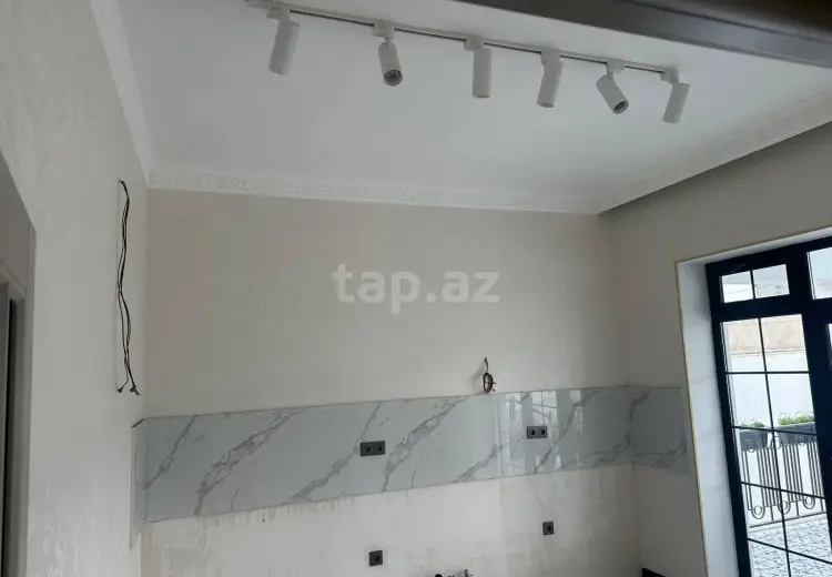 4 otaqlı mənzil , Bakı