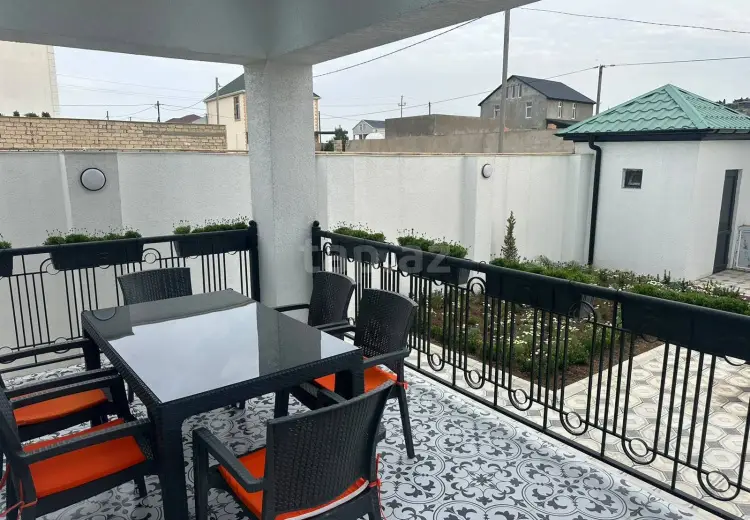 4 otaqlı mənzil , Bakı