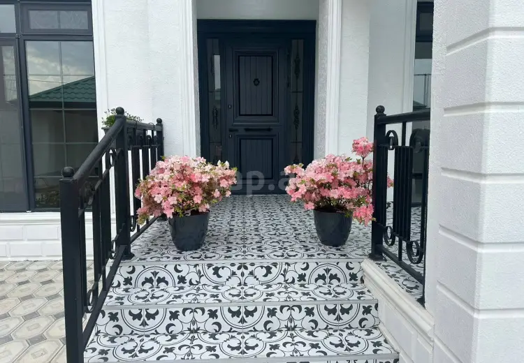 4 otaqlı mənzil , Bakı
