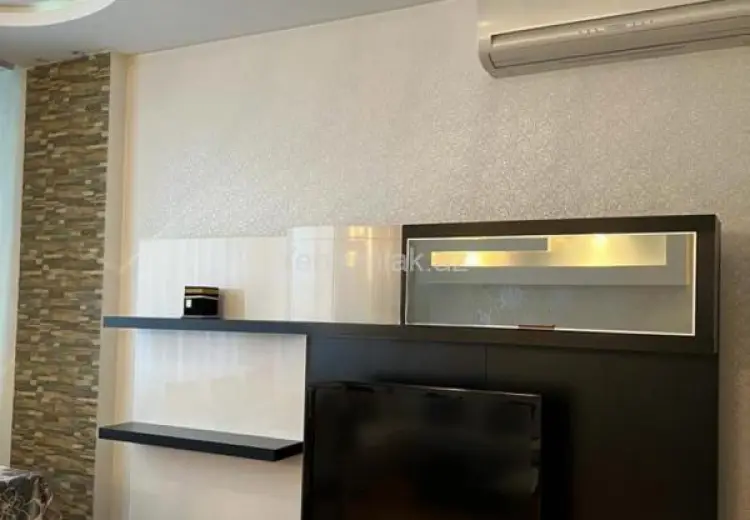 3 otaqlı mənzil Satılır, Bayıl qəs., Səbail, Bakı